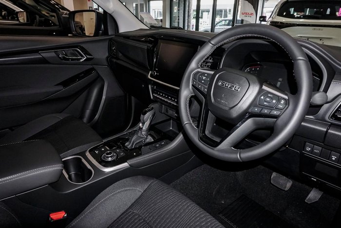 2025 Isuzu MU-X LS-U