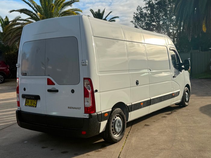 2022 Renault Master Pro 110kW X62 Phase 2 MY22 Glacier White