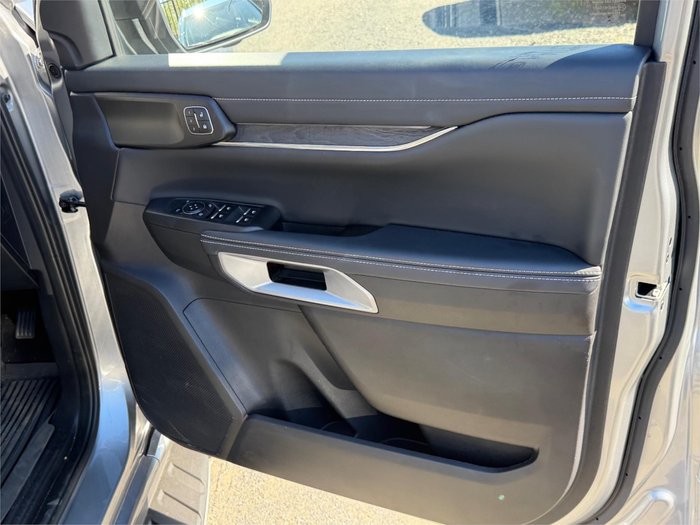 2025 FORD EVEREST PLATINUM (4WD)