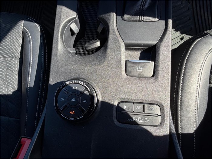 2025 FORD EVEREST PLATINUM (4WD)