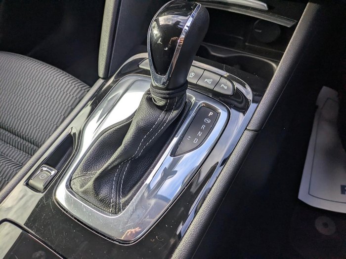 2018 Holden Commodore RS