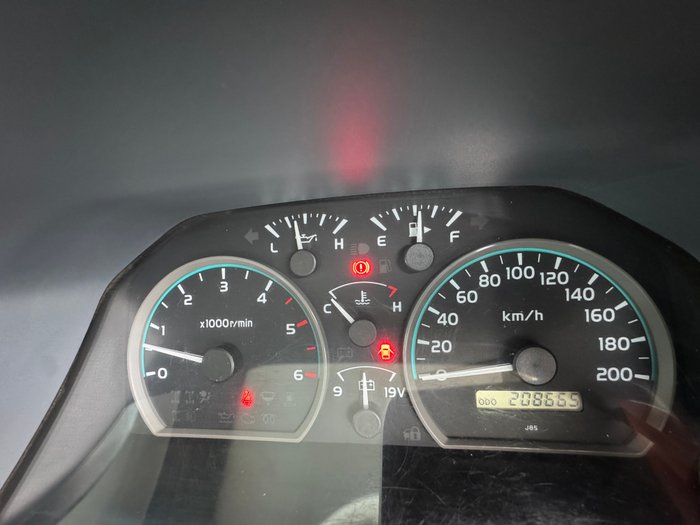 2011 Toyota Landcruiser GXL