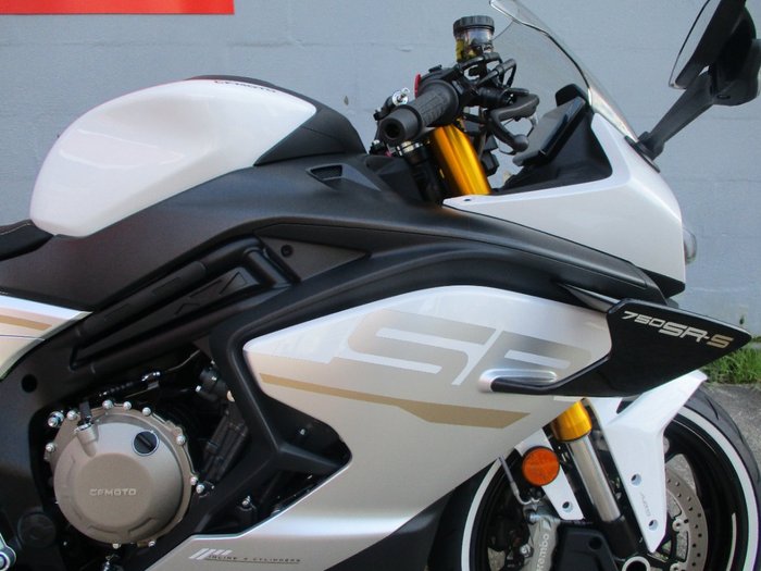 2026 CFMOTO 750SR-S WHITE