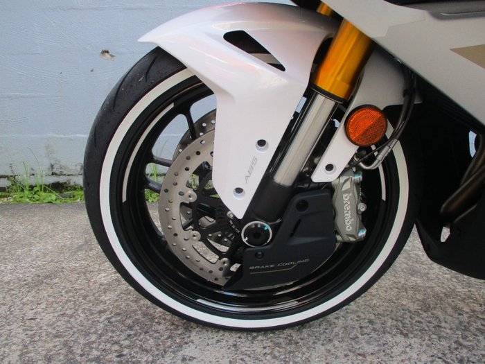 2026 CFMOTO 750SR-S WHITE