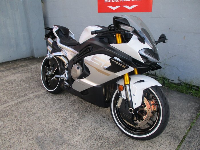 2026 CFMOTO 750SR-S WHITE