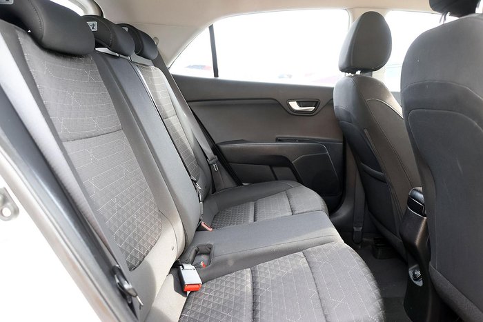 2017 Kia Rio S YB MY17 Clear White