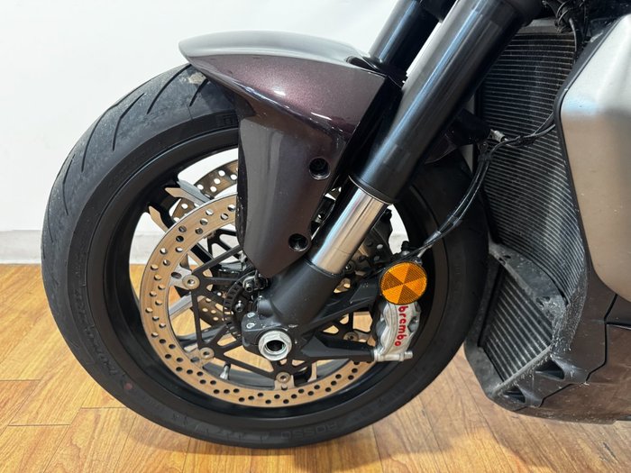 2025 Ducati XDIAVEL V4 BLACK LAVA
