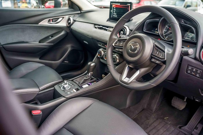 2025 Mazda CX-3 G20 Akari