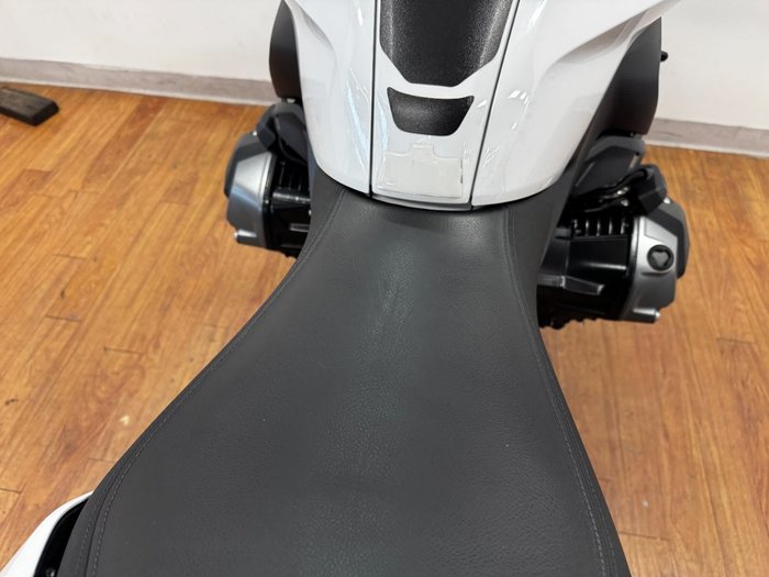 2024 BMW Motorrad R 1250 RS SPORT WHITE