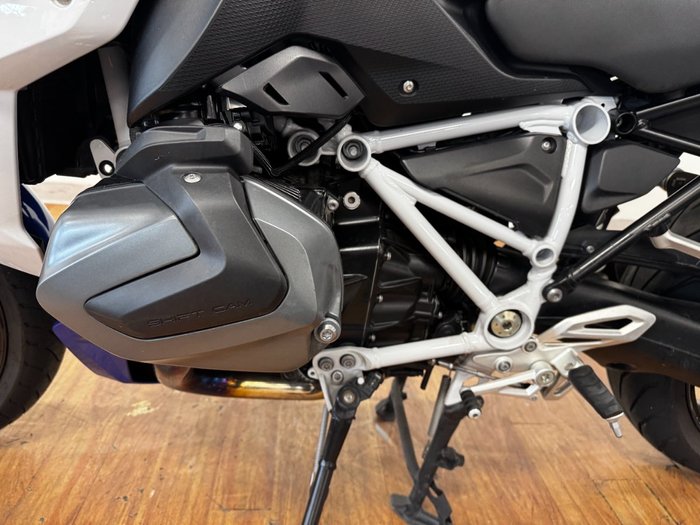2024 BMW Motorrad R 1250 RS SPORT WHITE