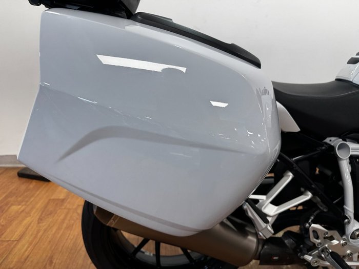 2024 BMW Motorrad R 1250 RS SPORT WHITE