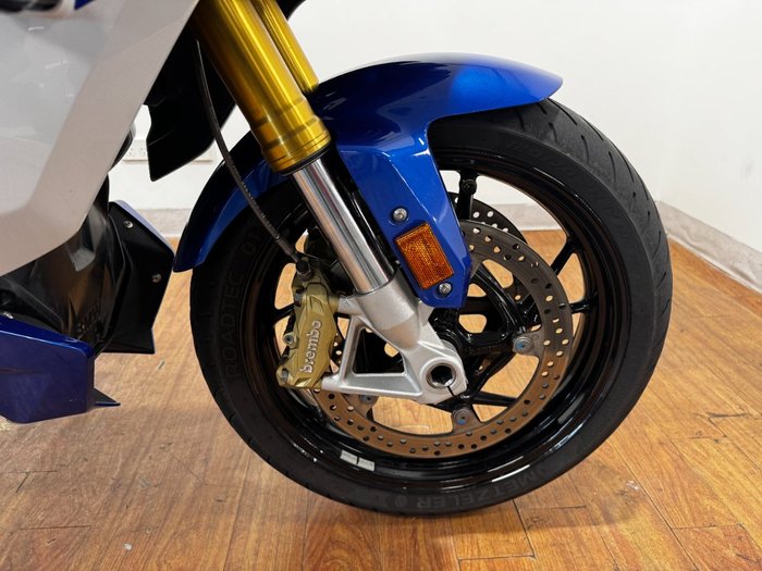 2024 BMW Motorrad R 1250 RS SPORT WHITE