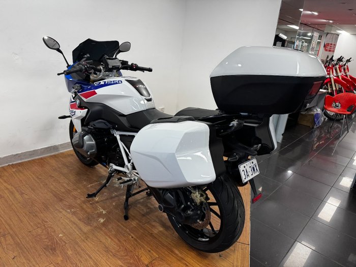 2024 BMW Motorrad R 1250 RS SPORT WHITE