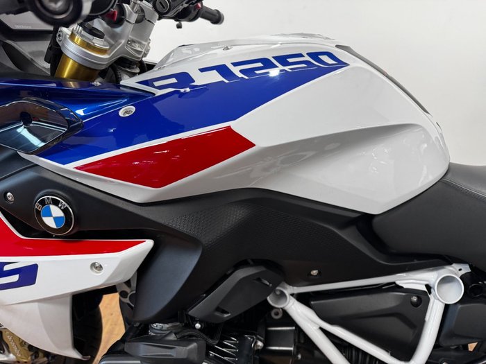 2024 BMW Motorrad R 1250 RS SPORT WHITE