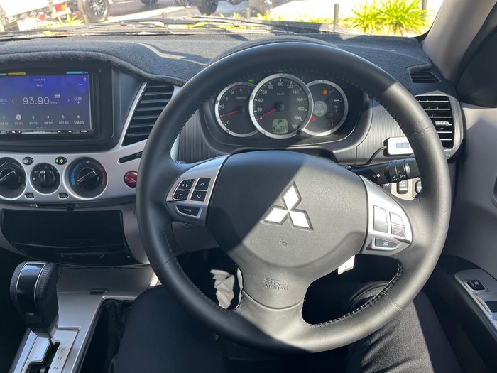 2010 Mitsubishi Triton GLX-R MN MY10 4X4 Dual Range Black