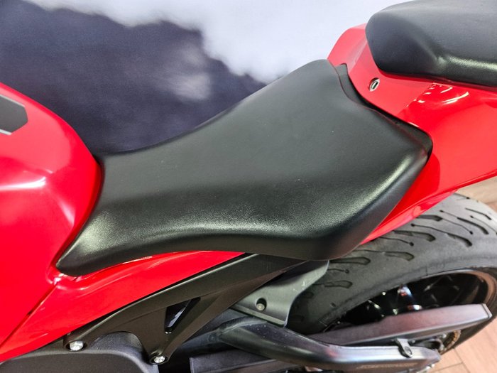 2015 Honda CBR1000RR (FIREBLADE) RED