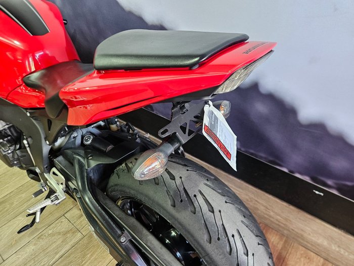 2015 Honda CBR1000RR (FIREBLADE) RED