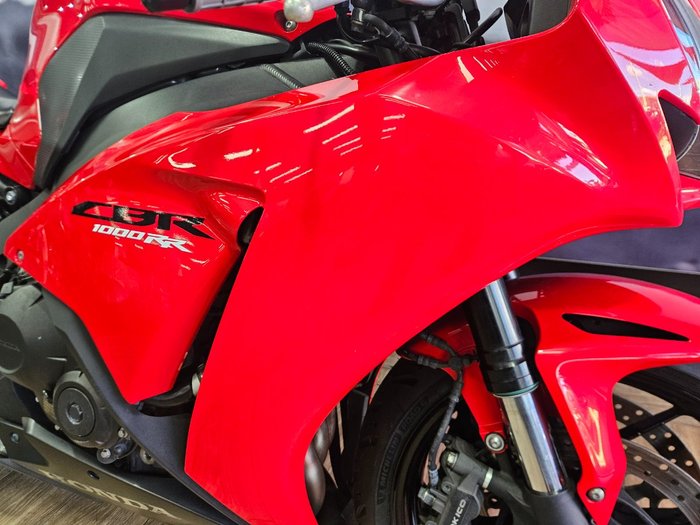 2015 Honda CBR1000RR (FIREBLADE) RED