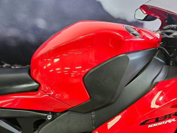 2015 Honda CBR1000RR (FIREBLADE) RED