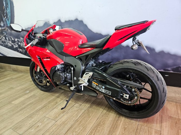 2015 Honda CBR1000RR (FIREBLADE) RED