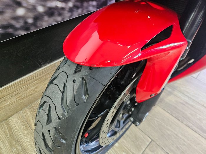 2015 Honda CBR1000RR (FIREBLADE) RED