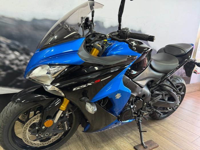 2017 Suzuki GSX-S1000F BLUE