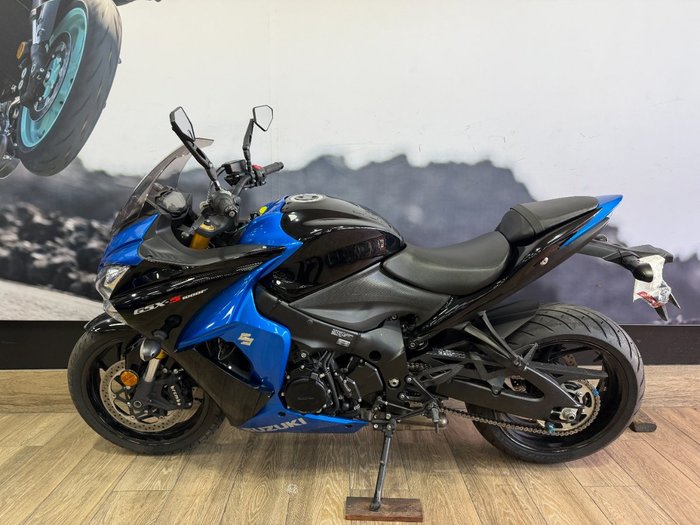 2017 Suzuki GSX-S1000F BLUE