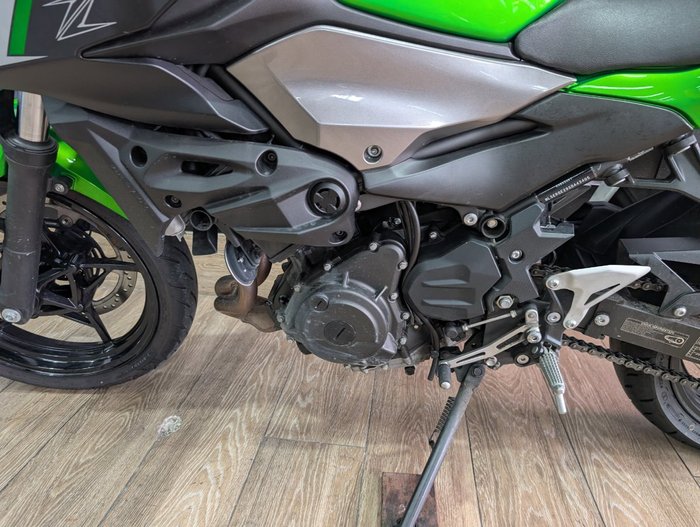 2025 Kawasaki Z500 GREEN