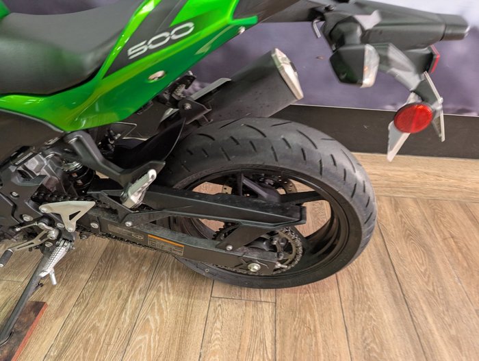 2025 Kawasaki Z500 GREEN