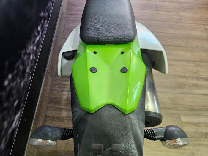 2009 Kawasaki KLX250S GREEN
