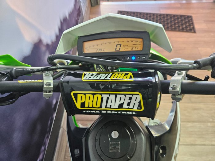 2009 Kawasaki KLX250S GREEN