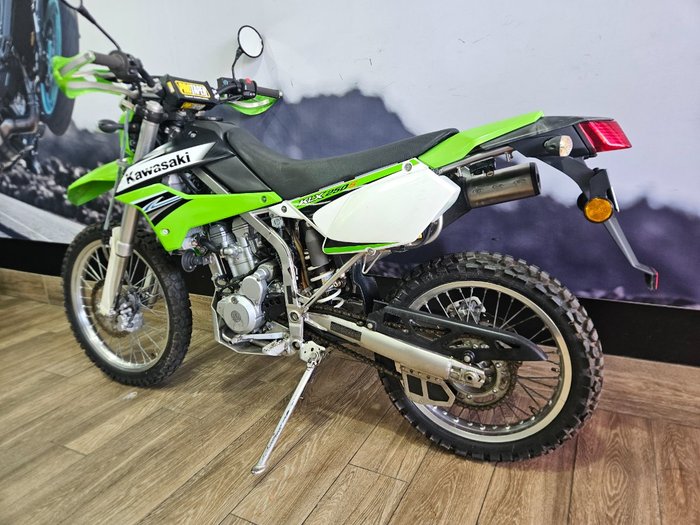 2009 Kawasaki KLX250S GREEN