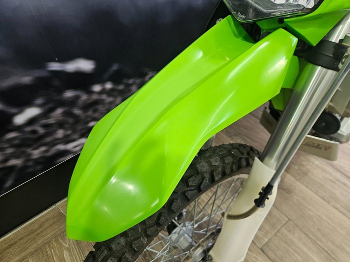 2009 Kawasaki KLX250S GREEN