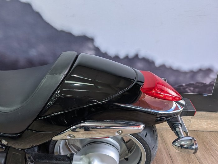 2011 Suzuki VZR 1800 BOULEVARD (M109R) Black