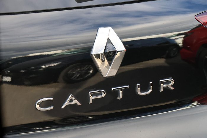 2022 Renault Captur R.S. Line
