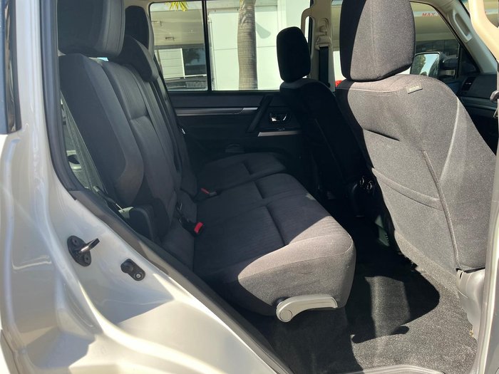 2013 Mitsubishi Pajero GLX-R NW MY14 4X4 White