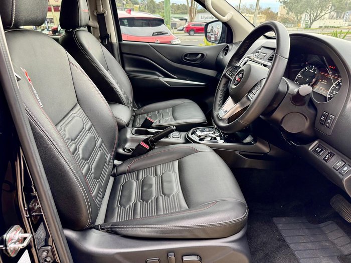 2022 Nissan Navara PRO-4X Warrior D23 MY22.6 4X4 Dual Range Black Star