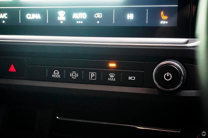 2025 Volkswagen Transporter TDI390