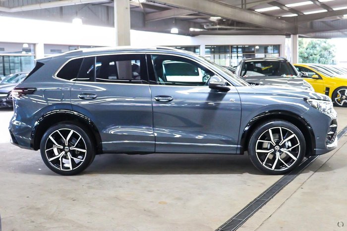 2026 Volkswagen Tiguan 195TSI R-Line
