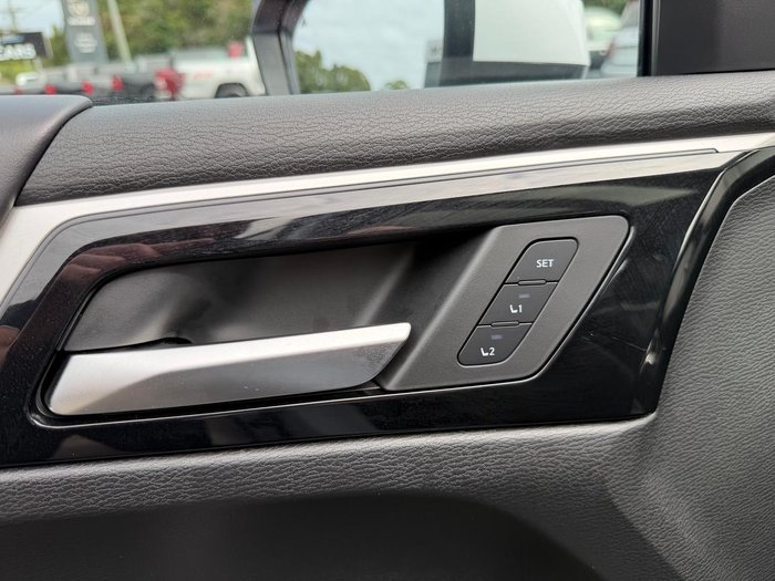 2025 Mitsubishi Outlander Exceed