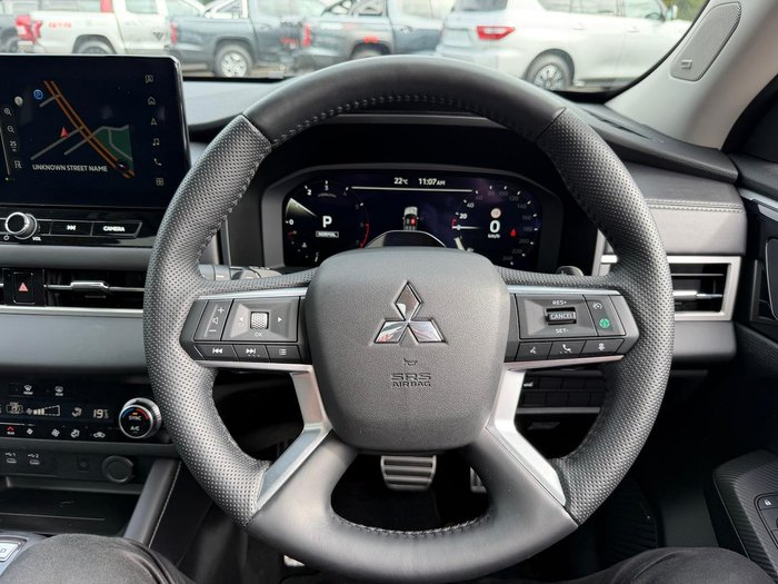 2025 Mitsubishi Outlander Exceed