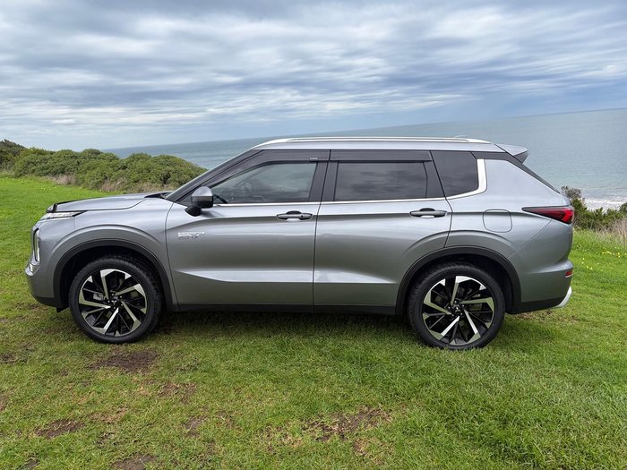 2023 Mitsubishi Outlander PHEV Aspire