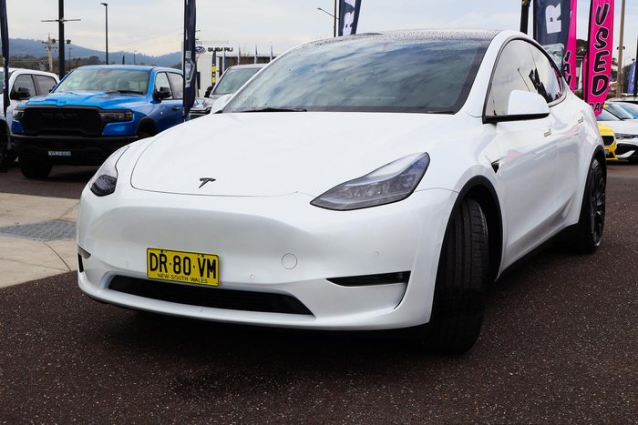 2023 Tesla Model Y Performance