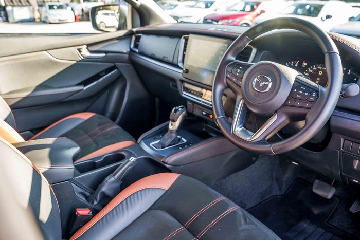 2025 Mazda BT-50 SP