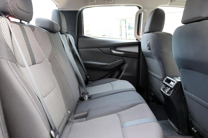 2025 Mazda BT-50 XS