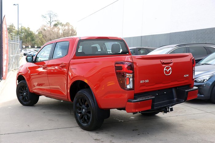 2025 Mazda BT-50 XS
