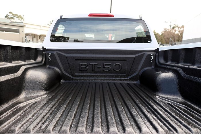 2025 Mazda BT-50 XS
