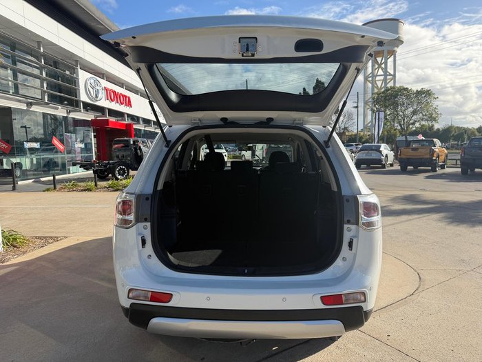 2014 Mitsubishi Outlander ES ZJ MY14.5 4X4 On Demand White