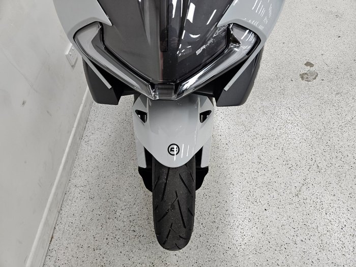 2025 CFMOTO 2025 CF Moto 675CC 675SR-R ABS Road TUNDRA GREY