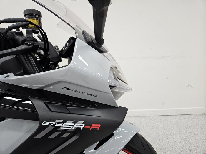 2025 CFMOTO 2025 CF Moto 675CC 675SR-R ABS Road TUNDRA GREY